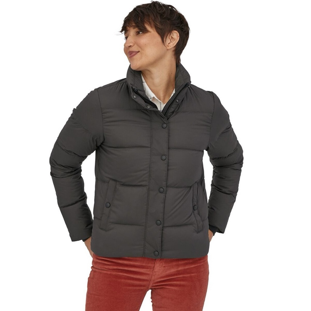 Patagonia
Silent Down Jacket - Women's